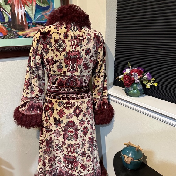 Curly Mongolian Lamb Fur & Tapestry Princess Coat by Anne Klein c.1970 - sz S- M - Picture 9 of 16